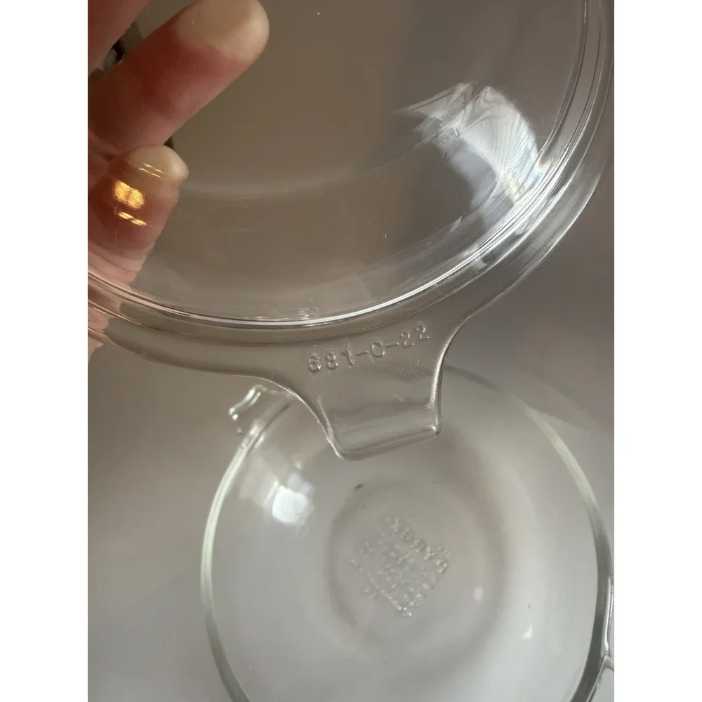 Pyrex vtg #018